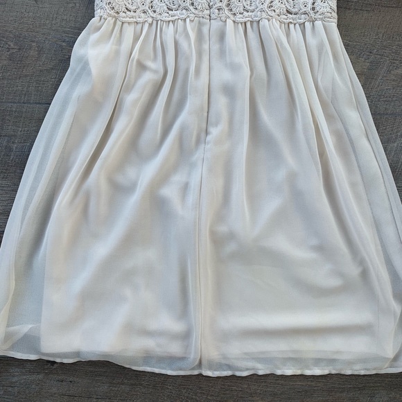 ASOS Vila Champagne Criss-Cross Back Dress - Picture 7 of 8